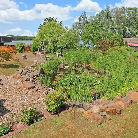 아파트 Ferienwohnung Rheinsberg 라인스베르크